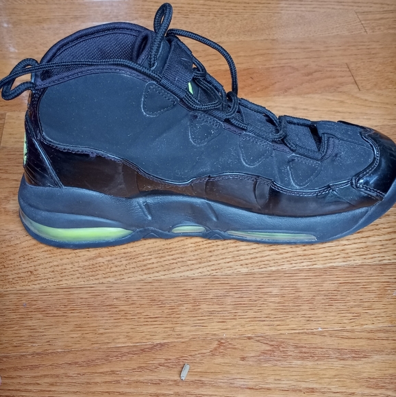 SOLD****Nike Air Up Tempo Neon Lime Green and Black Men's Size 9 - Picture 7 of 12